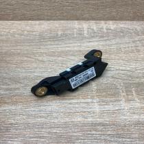 0018209126 303923  Airbag deployment crash/impact sensor Mercedes-Benz E W211