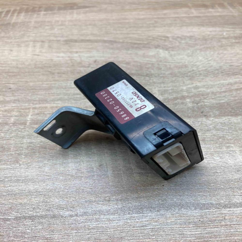 88650 02380 277200 0570  Climate control unit Toyota Corolla E120 E130