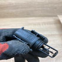 9445153   Intake air temperature sensor Volvo S80