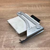 85940 0F010 A 150696  Window wiper relay Toyota Avensis T250