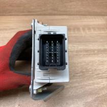 85940 0F010 A 150696  Window wiper relay Toyota Avensis T250