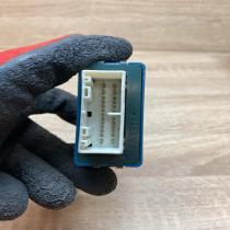 85980 52051 051500 3580  Door control unit/module Toyota Yaris