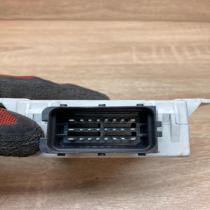 150696   Window wiper relay Toyota Avensis T250