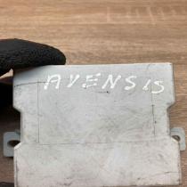 150696   Window wiper relay Toyota Avensis T250