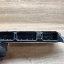 23710 AW323 8200305678  Engine control unit/module ECU Nissan Primera