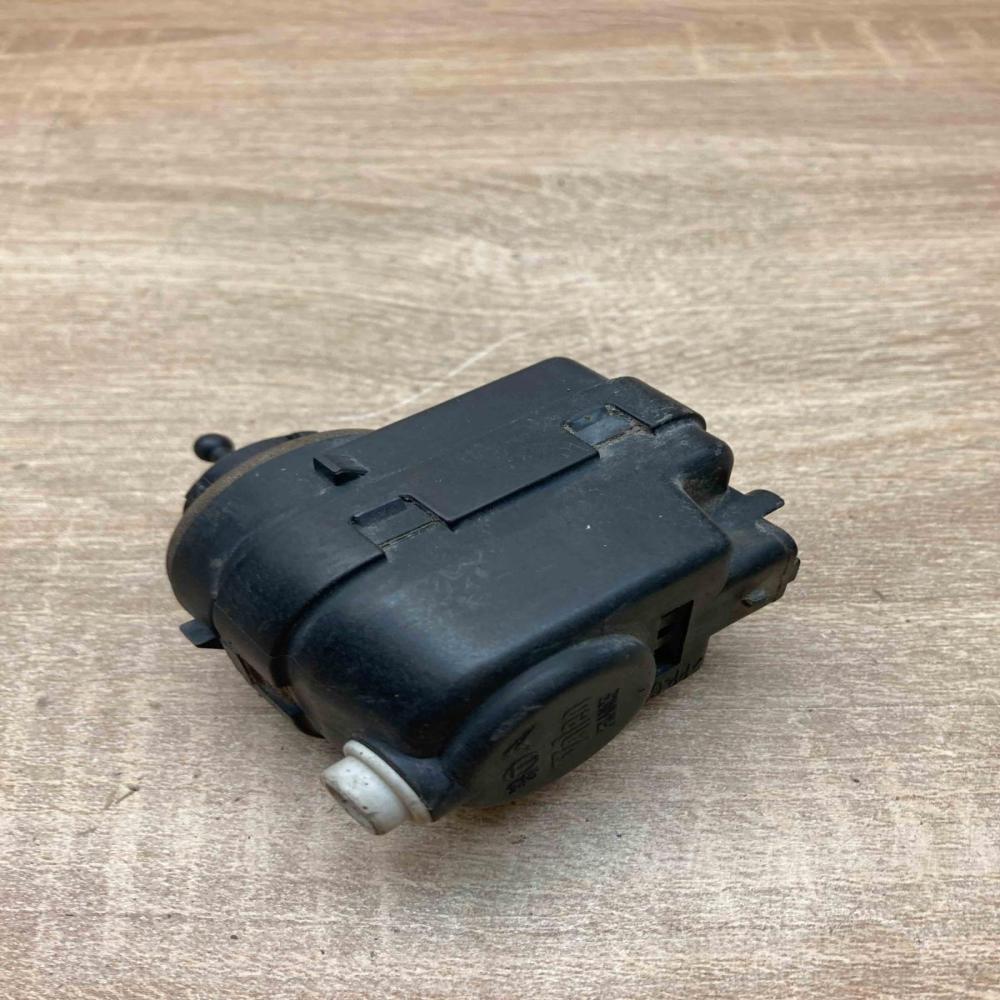 Peugeot Headlight level PA66GF30  Headlight level adjustment motor Citroen Xsara
