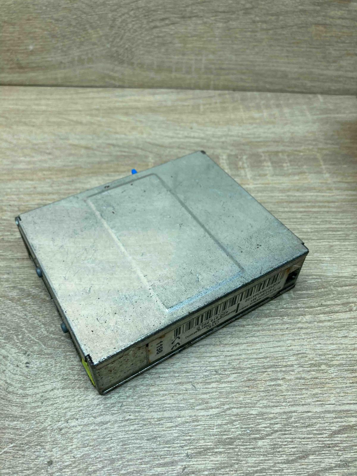 4D0919895D 7612001351  GPS navigation control unit/module Audi A8 S8 D2 4D