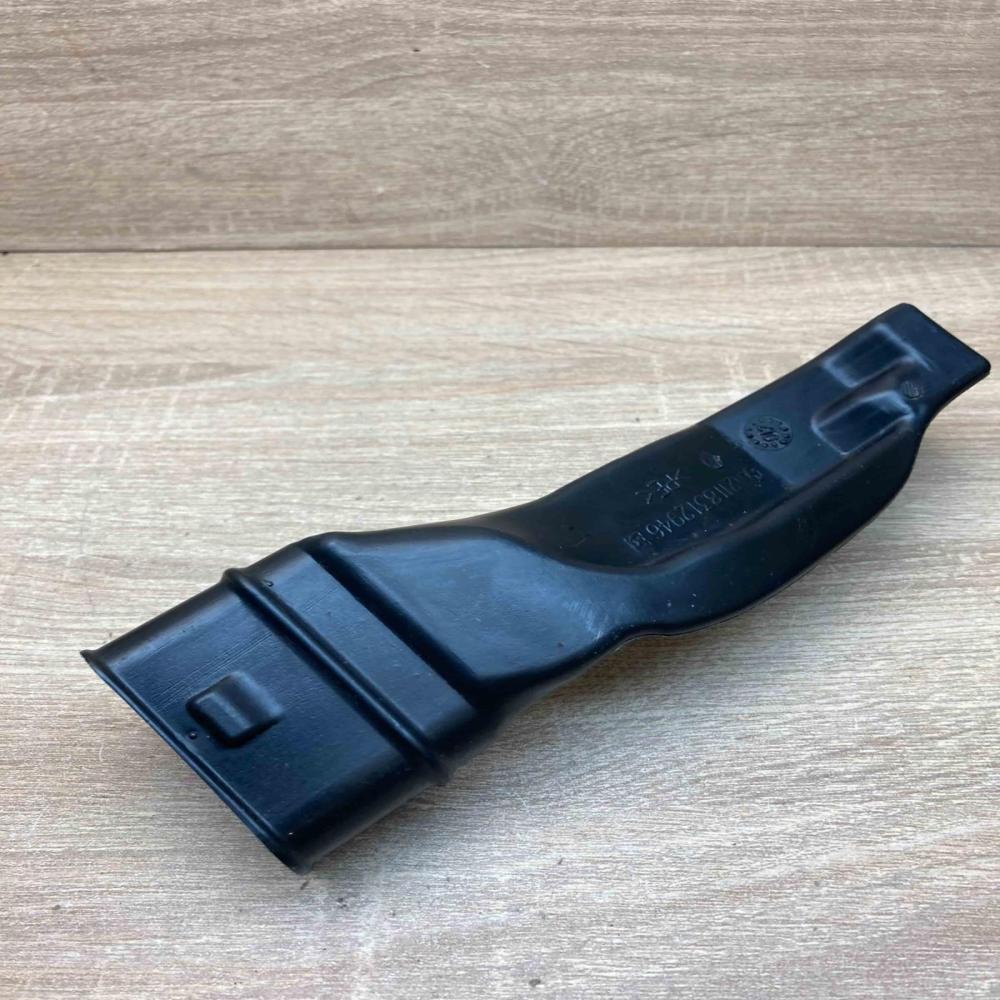 A2118312946 Used  Cabin air duct channel Mercedes-Benz E W211