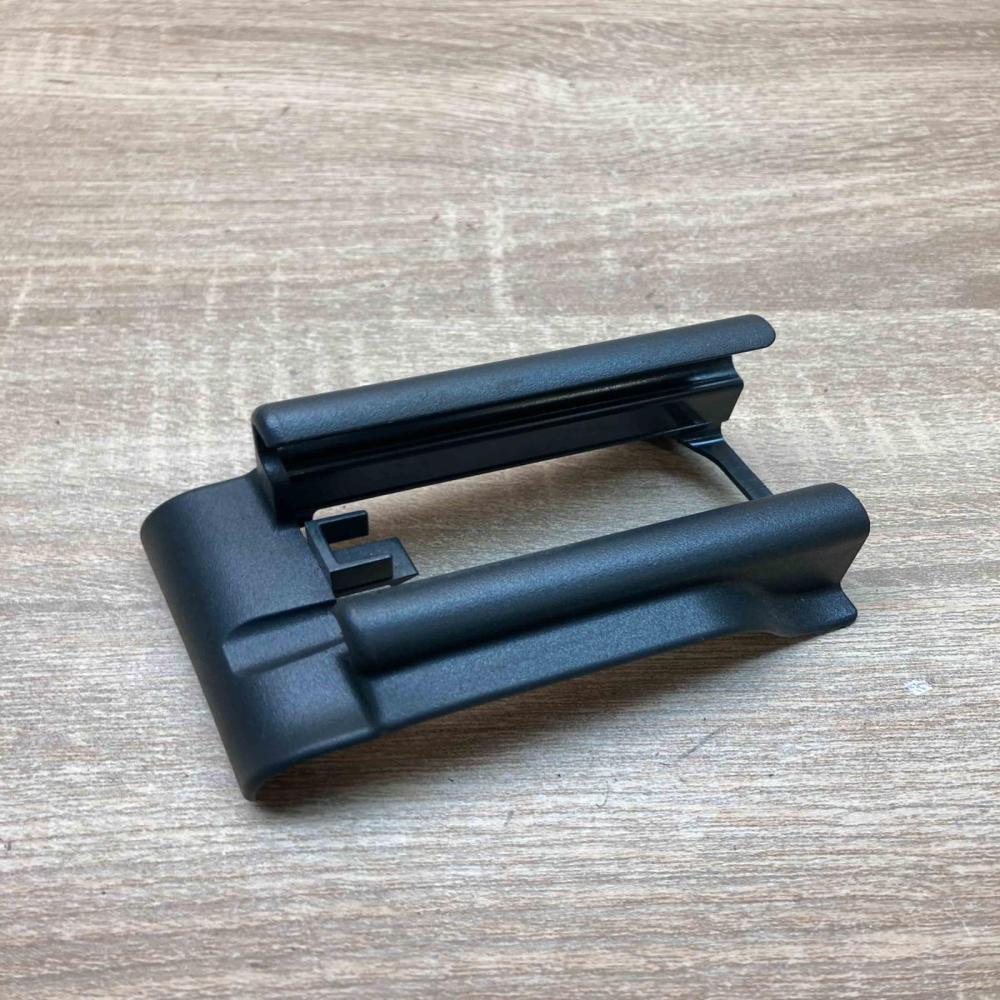 2119190620 70040002 Main Front driver seat rail trim Mercedes-Benz E W211