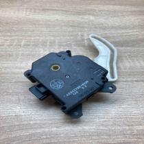 063700 8930 12V5G  Air flap motor/actuator Toyota Corolla Verso AR10