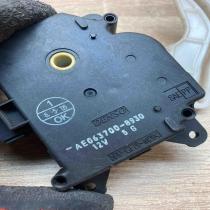 063700 8930 12V5G  Air flap motor/actuator Toyota Corolla Verso AR10