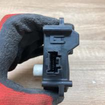 861000 0990 HB601BN8V  Air flap motor/actuator Mazda 3 I