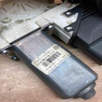 1K0959703P   Front door window regulator motor Volkswagen PASSAT B6