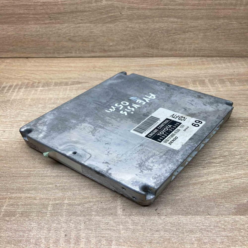89661 05690 175800 6326  Engine control unit/module ECU Toyota Avensis T250