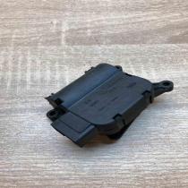 0132801320 7L0907511C  Air flap motor/actuator Volkswagen Touareg I