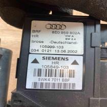 8E0959802A 5WK47011 BBF  Rear door window regulator motor Audi A4 S4 B6 8E 8H