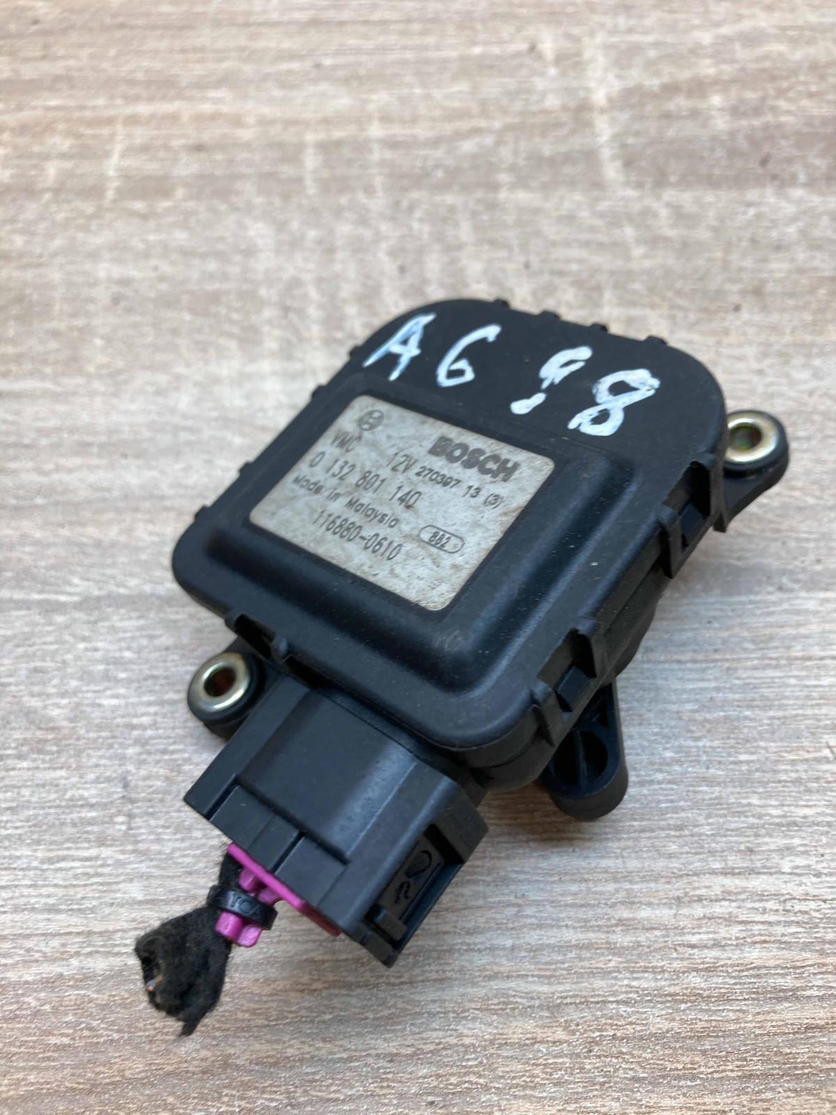 0132801140 116880 0610 With Plug Air flap motor/actuator Audi A6 S6 C5 4B