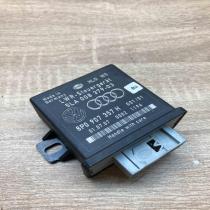 8P0907357H 5LA008379  Light module LCM Audi A8 S8 D3 4E
