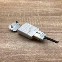 3213 653 020  With Plug Other relay Mazda 6