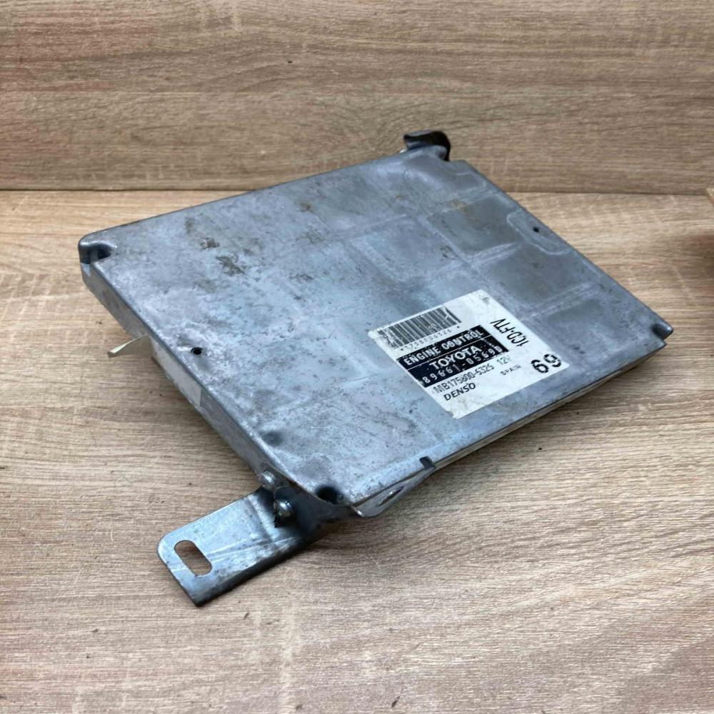 89661 05690 1758006326  Engine control unit/module ECU Toyota Avensis T250