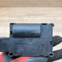 4E0820511A 0132801359  Air flap motor/actuator Audi A6 S6 C6 4F