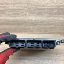8200095416 0281011101  Engine control unit/module ECU Renault Laguna II