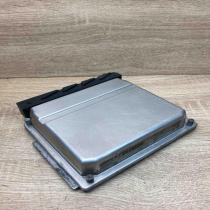 08667710A 0281010319 HT2 Engine control unit/module ECU Volvo V70