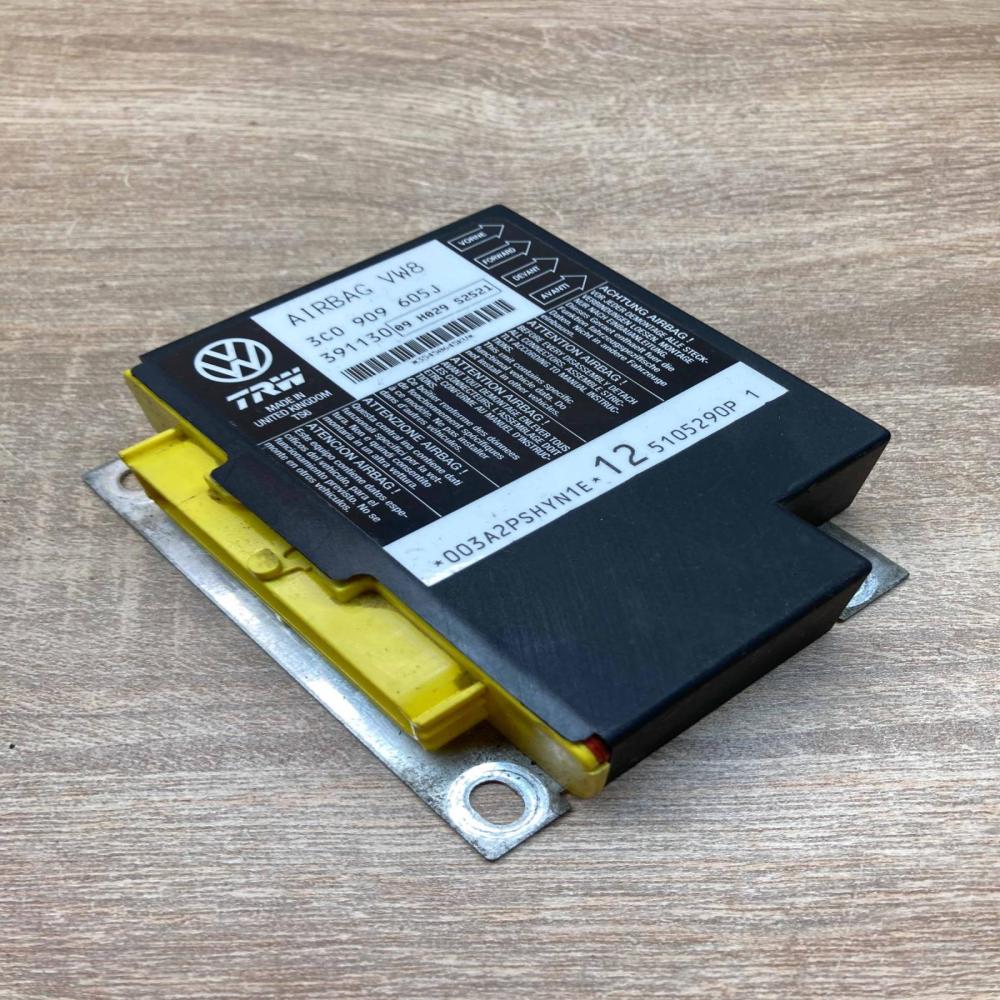 3C0909605J 39113009  Airbag control unit/module Volkswagen PASSAT B6