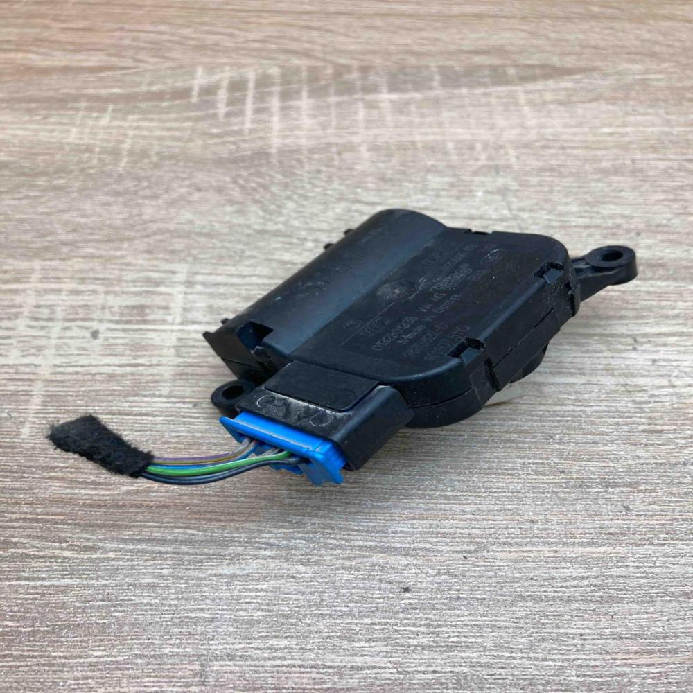 1K1907511G 0132801338 With Plug Air flap motor/actuator Audi A3 S3 8P