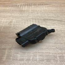 1K0907511G 0132801338  Air flap motor/actuator Audi A3 S3 8P
