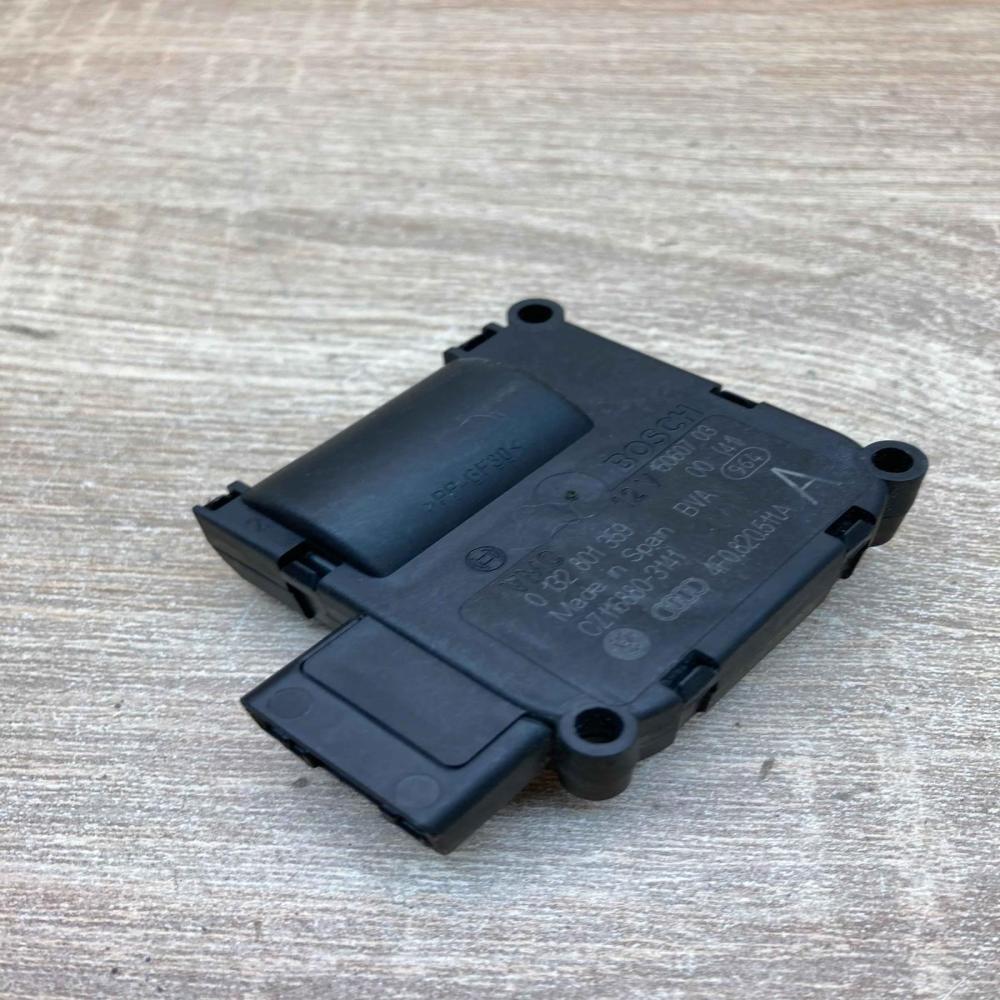4F0820511A 0132801359  Air flap motor/actuator Audi A6 S6 C6 4F