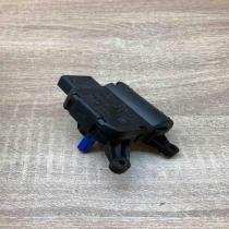 8E1820511D 0132801306  Air flap motor/actuator Audi A4 S4 B6 8E 8H