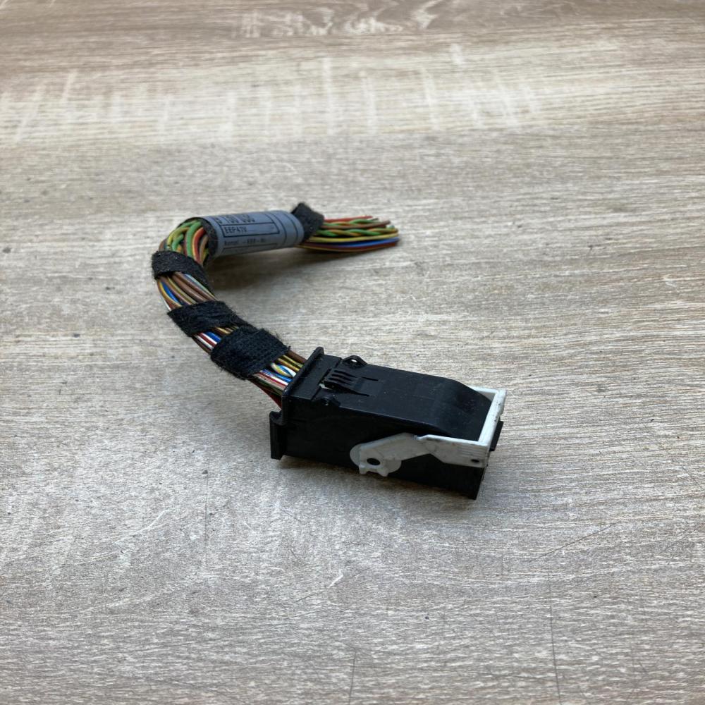 9130038 6920068  Plug wire BMW 5 F10 F11