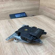 063700 8610  With Plug Air flap motor/actuator Toyota Avensis Verso