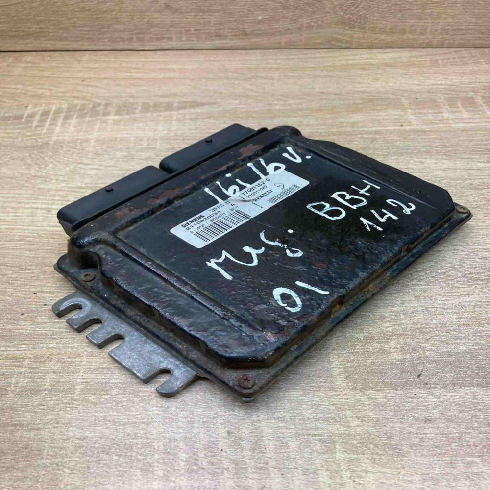 7700115210 S110030034A  Engine control unit/module ECU Renault Megane I