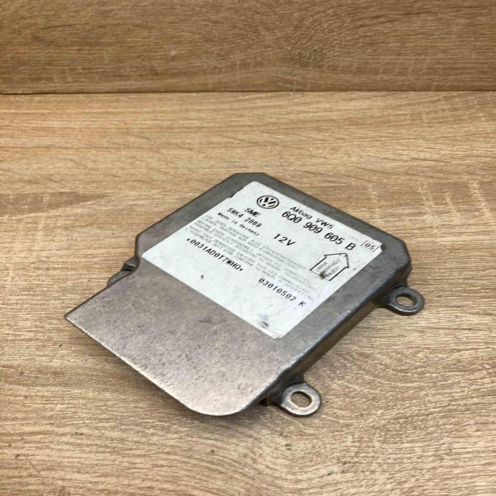 6Q0909605B 5WK42869  Airbag control unit/module Volkswagen PASSAT B5.5