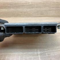 8200039569 0281010819  Engine control unit/module ECU Renault Laguna II