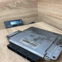 8200039569 0281010819  Engine control unit/module ECU Renault Laguna II