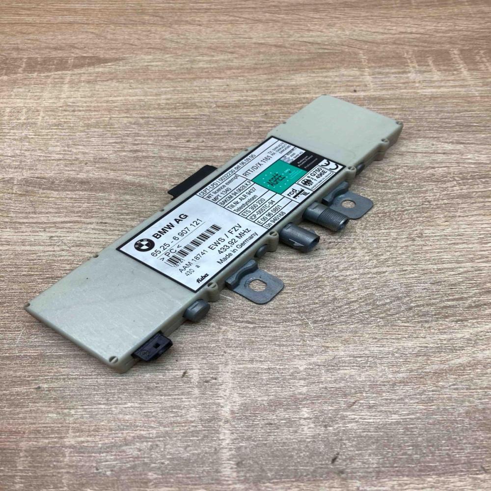 6907121 18741  Aerial antenna amplifier BMW 3 E46