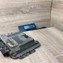 8200305678 0281011646  Engine control unit/module ECU Renault Laguna II
