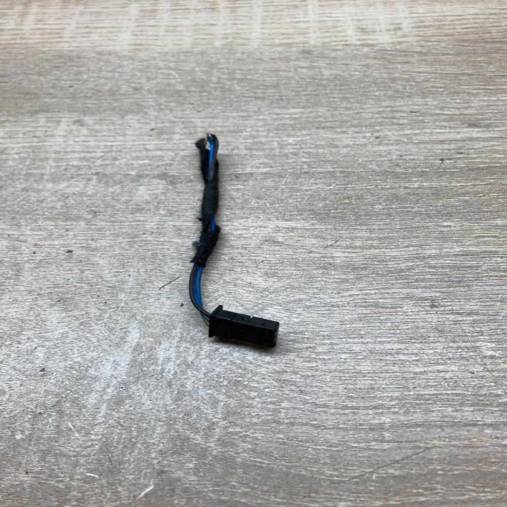 8377064   Plug wire BMW 3 E90 E91