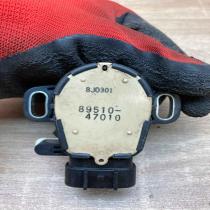 89510 47010 8J0301  Brake pedal sensor switch Toyota Prius (XW30)