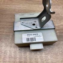 89741 05070 73111487  Door control unit/module Toyota Avensis T250