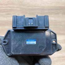 499300 2121 Used  Heater blower motor/fan resistor Toyota Corolla E110