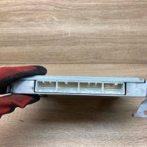 89661 05690 MB175800 6325  Engine control unit/module ECU Toyota Avensis T250