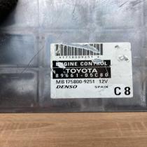89661 05C80 MB175800 9251  Engine control unit/module ECU Toyota Avensis T250