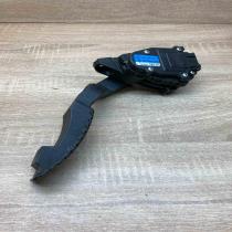 8200003392 6PV008119 01  Accelerator throttle pedal Renault Laguna II