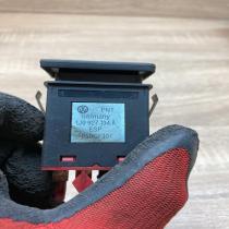 1J0927134A   ESP (stability program) switch Volkswagen Bora