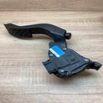 8D1723523F 6PV008376  Accelerator throttle pedal Audi A6 S6 C5 4B