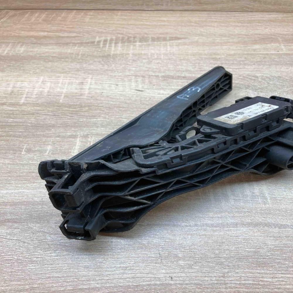 1K1721503L 6PV008600 With Plug Accelerator throttle pedal Volkswagen PASSAT B6